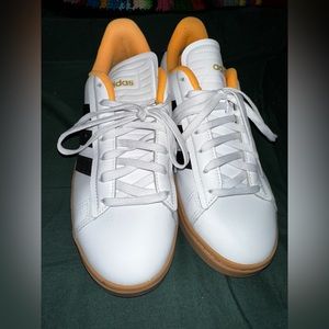 Adidas Grand Court Alpha cloud foam